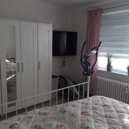 Ferienwohnung Finkenzeller Йевер Екстериор снимка